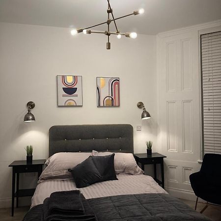 Seaside Studio Apartment Weston-super-Mare Dış mekan fotoğraf